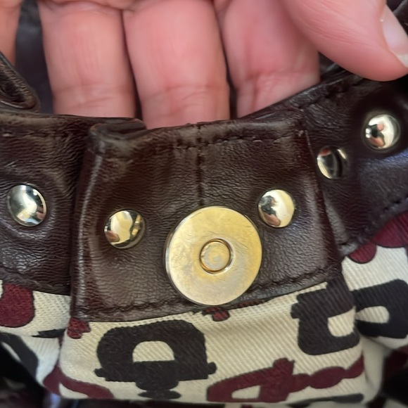 Gucci Guccisma Pelham Studded Bag - Picture 9 of 12